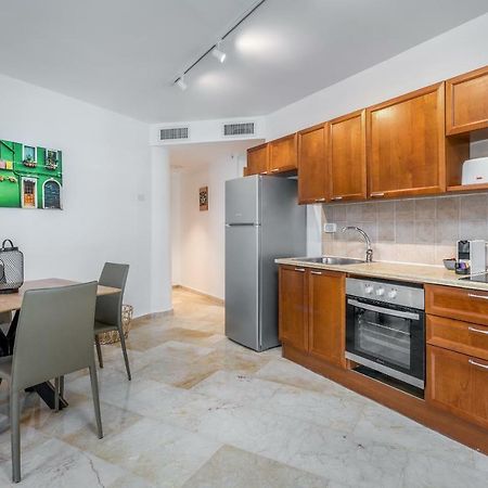 Dizengoff Square Superb 1 Bedroom With Balcony Tel Aviv Luaran gambar